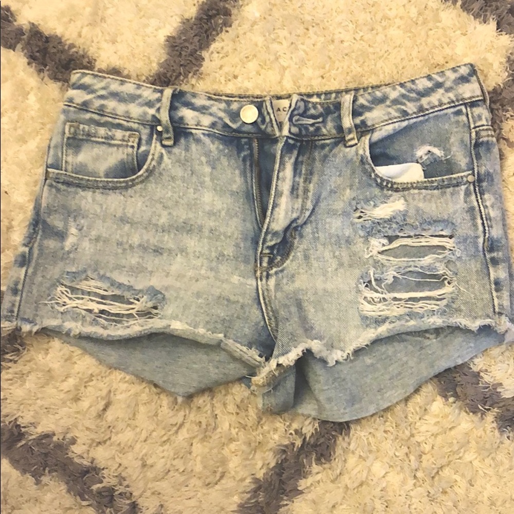 Pacían High Rise Festical Shorts